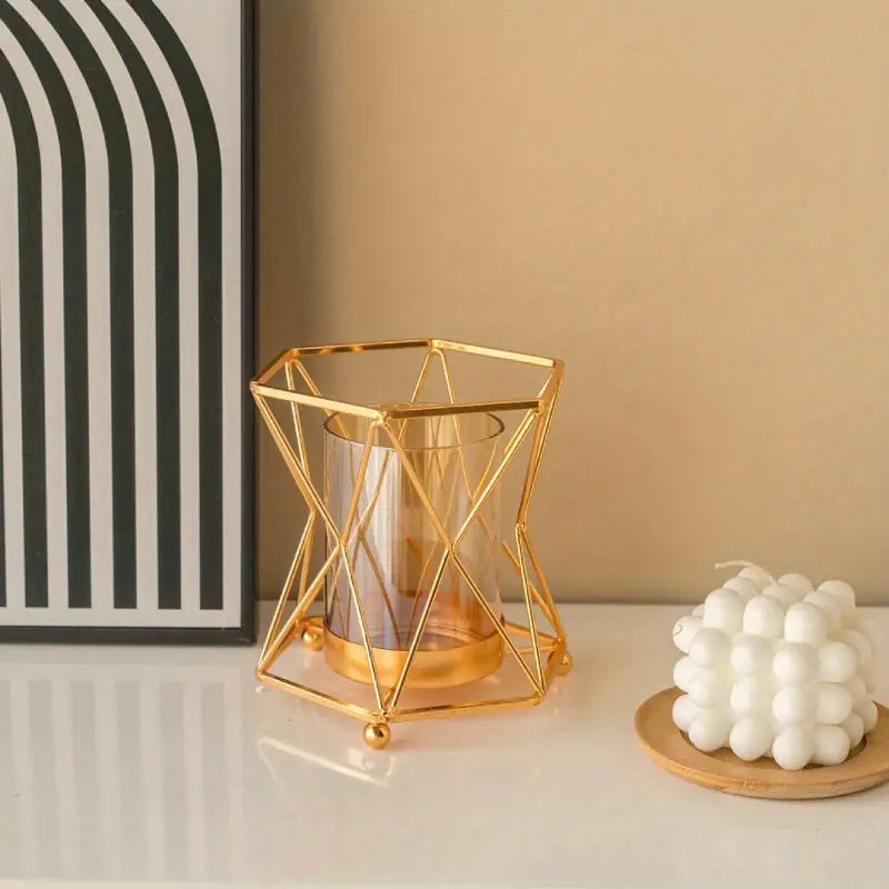 Artefacto™ Geometric Vase