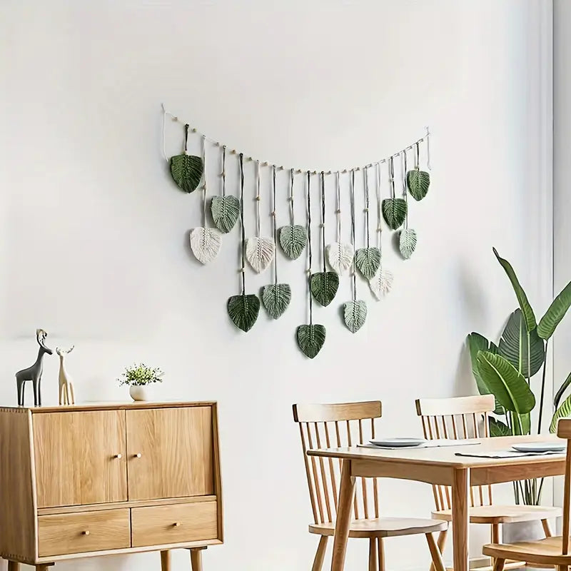 Solaya – Boho Feather Wall Décor