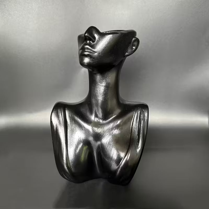 Velora Vase