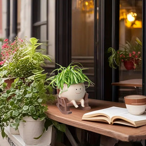 Planture – Contemporary Resin Planter Pot with Drainage