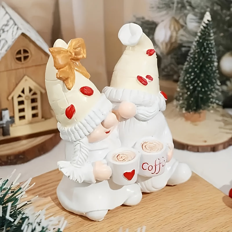 CaféGnome™ Winter Coffee Couple Statues