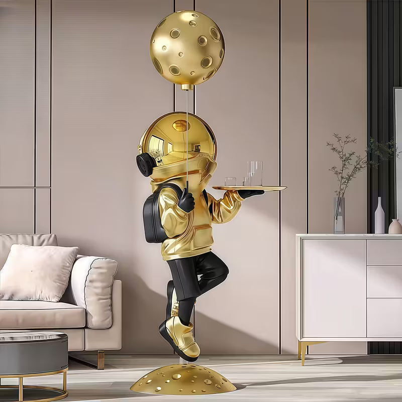Astronaut of Dreams – Luxury Table Decor