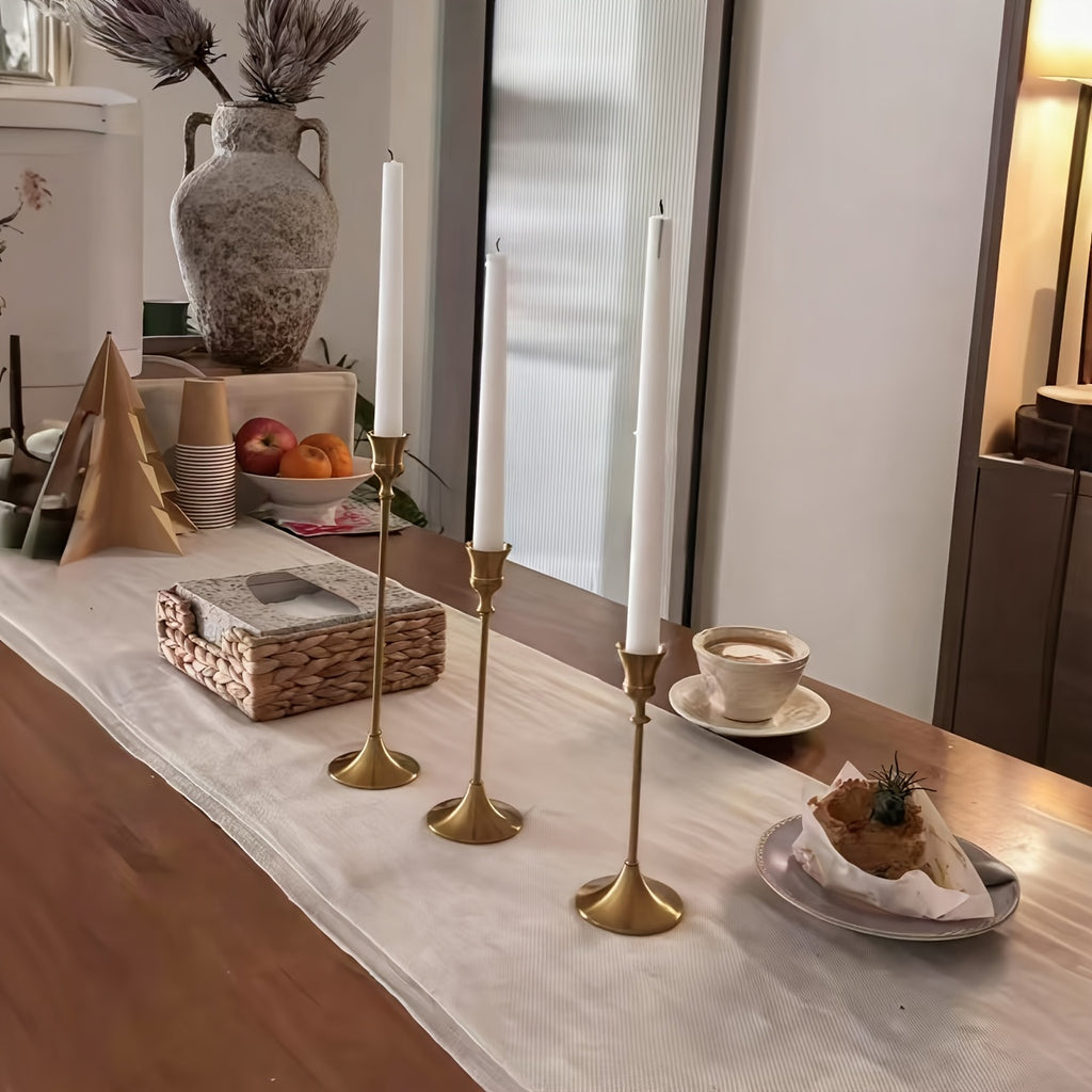 “Lumière Elegance” – 6-Piece European-Style Metal Candlestick Set