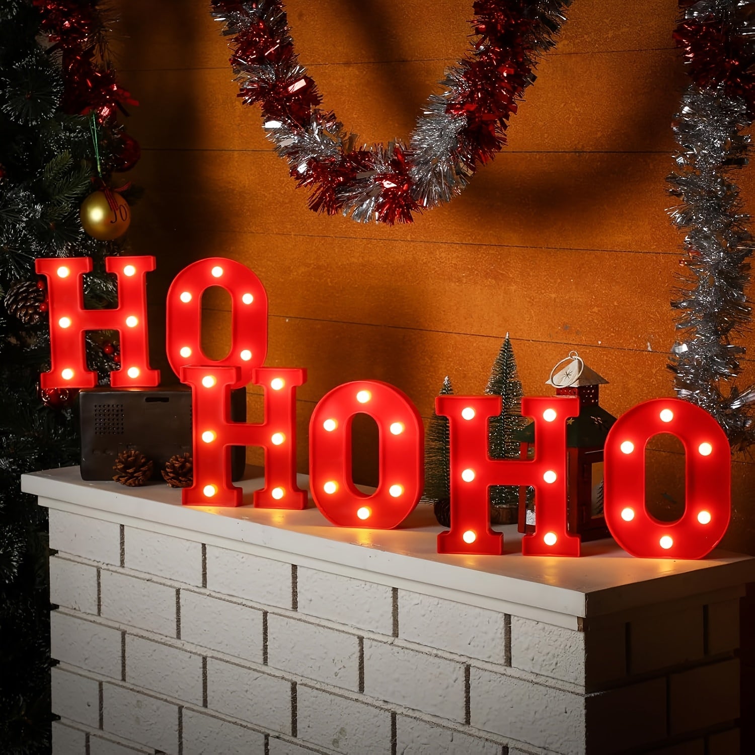“HOHOHO Glow” – 6-Piece LED Christmas Letter Lights